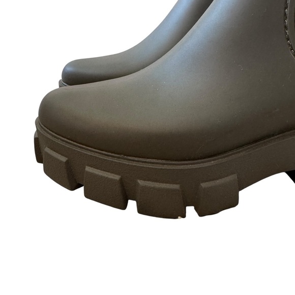 Jeffrey Campbell Cloudy Waterproof Chelsea Rain Boot, Grey Matte, Size 9 - Picture 2 of 8